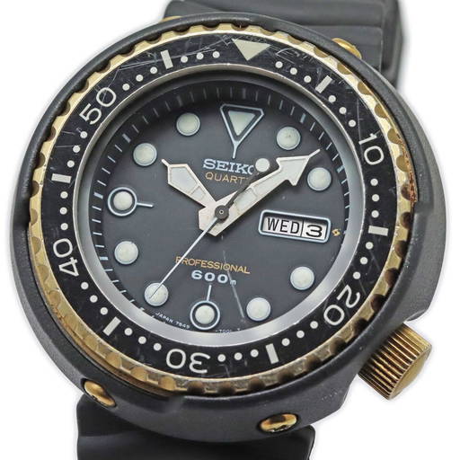 Seiko Professional Diver 600m / Golden Tuna — Каталожный образец Seiko 7549-7009; киношное происхождение не заявлено.