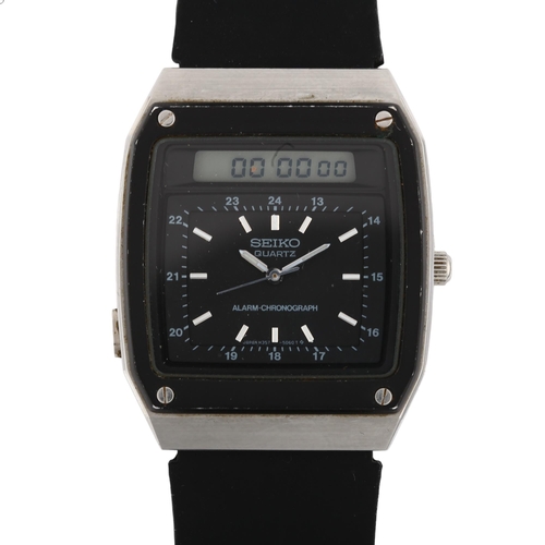Seiko Quartz Alarm Chronograph — Seiko H357-5040 на заменённом ремешке; не экранный экземпляр на браслете.